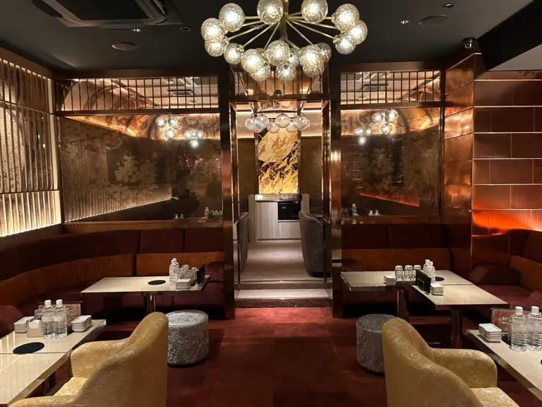 新橋　美人茶屋 （ビジンチャヤ）