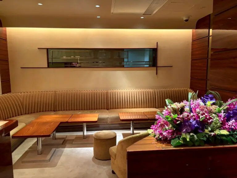 銀座　アベニュー （Avenue）