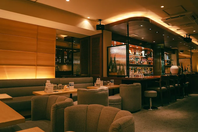 銀座　フジコ (FUJIKO)